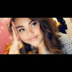 Meet your Posher, Jasmin